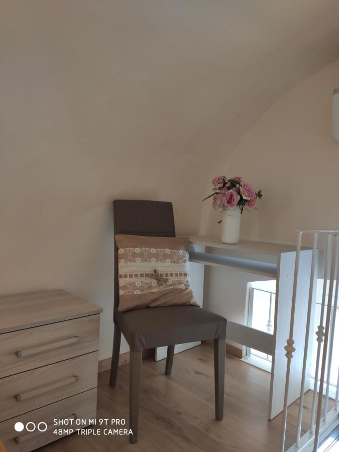 La Casa Delle Sorprese Apartment Trani Exterior photo