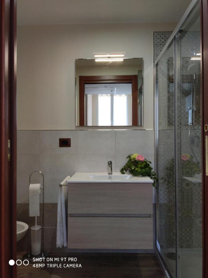 La Casa Delle Sorprese Apartment Trani Exterior photo