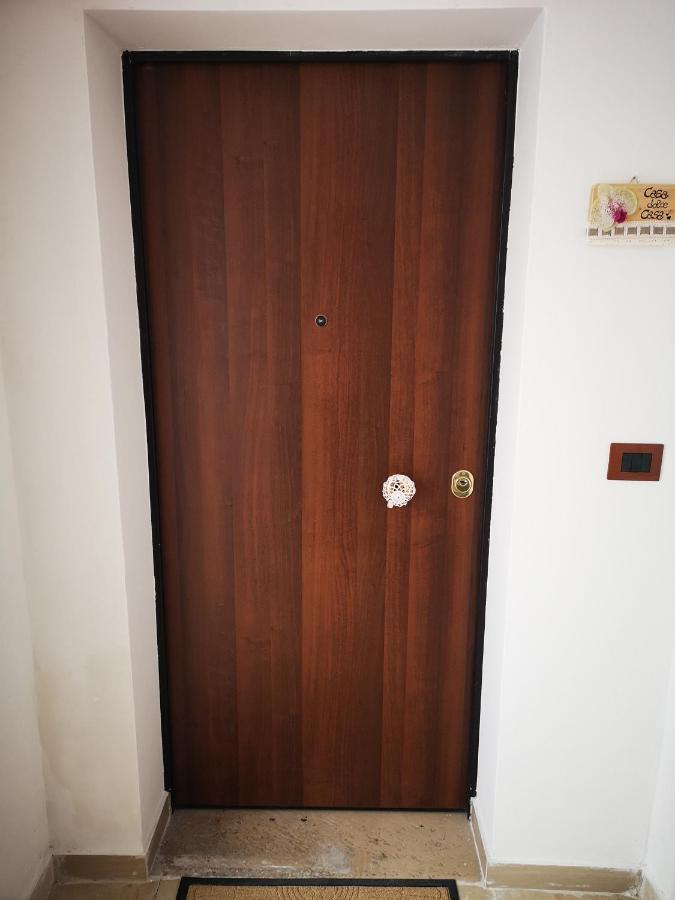 La Casa Delle Sorprese Apartment Trani Exterior photo